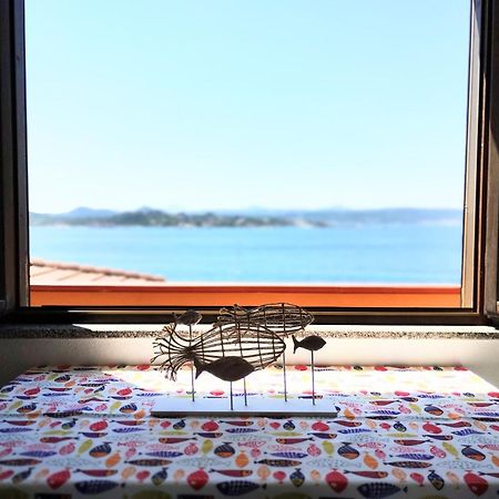 Appartamentino Panoramico...Con Finestra Sul Mare! La Maddalena  Dış mekan fotoğraf